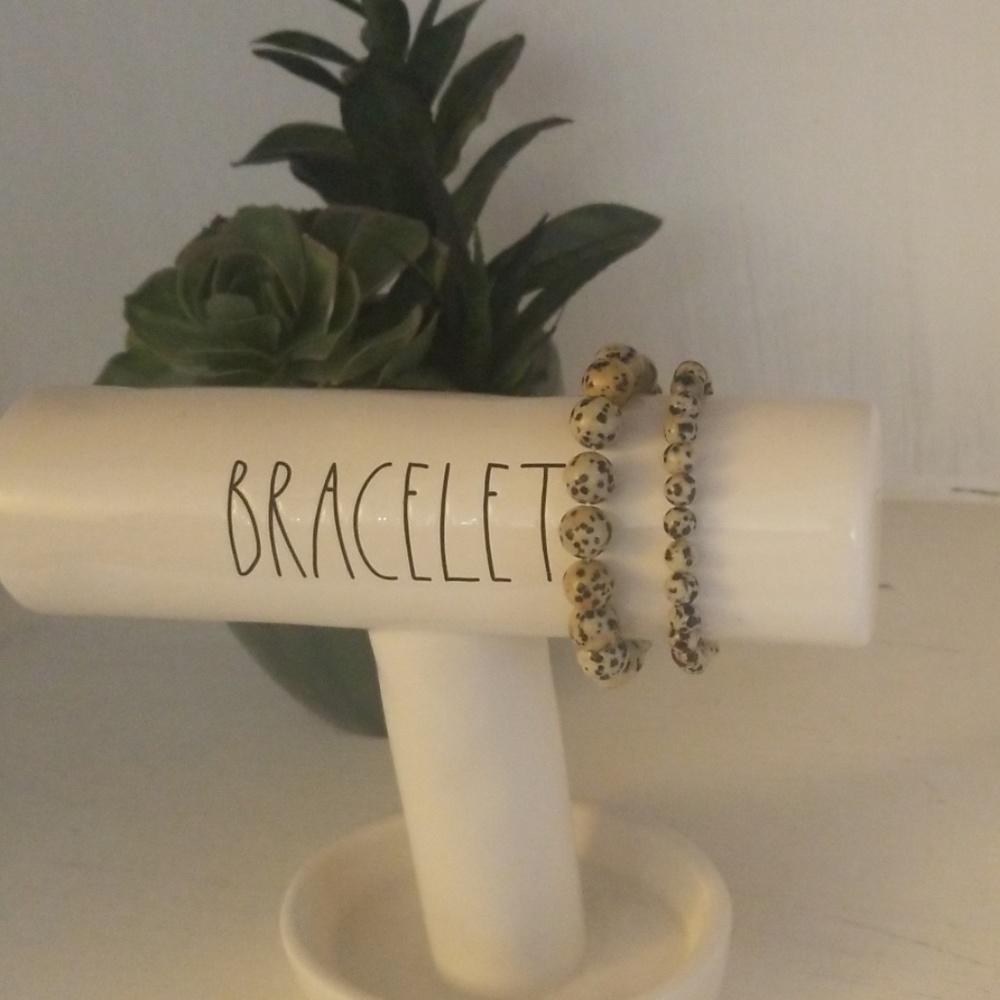 Bracelets - Picture 4 of 4